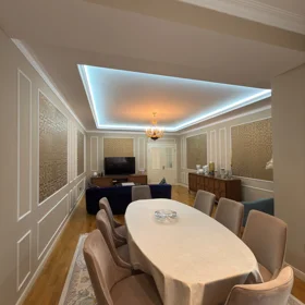In Baku 116.0 m² apartment is for sale - Image 3