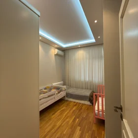In Baku 116.0 m² apartment is for sale - Image 7