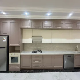 In Baku 193.0 m² apartment is for sale - Image 7