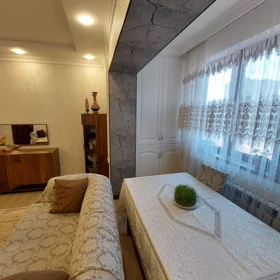In Baku 120.0 m² apartment is for sale - Image 10