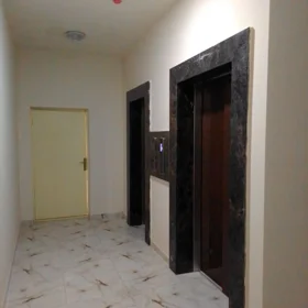 In Baku 181.0 m² apartment is for sale - Image 6