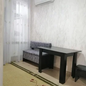 In Khirdalan 56.0 m² house with 2.0 rooms is for rent - Image 3