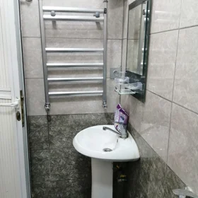 In Khirdalan 56.0 m² house with 2.0 rooms is for rent - Image 6