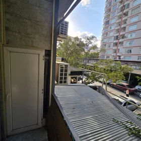 In Baku 75.0 m² apartment is for rent - Image 8