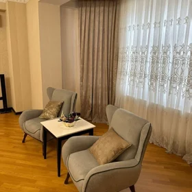 In Baku 200.0 m² apartment is for sale - Image 5