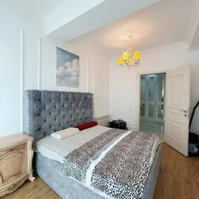 In Baku 76.0 m² apartment is for sale - Image 10
