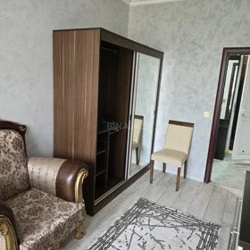 In Baku 70.0 m² apartment is for rent - Image 2