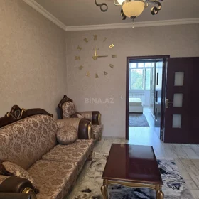 In Baku 70.0 m² apartment is for rent - Image 3