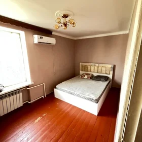 In Baku 63.0 m² apartment is for rent - Image 3