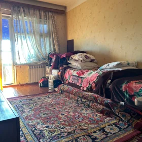 In Baku 70.0 m² apartment is for sale - Image 2