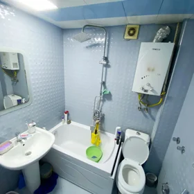 In Baku 75.0 m² apartment is for sale - Image 9