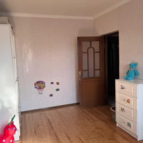 In nan 100.0 m² house with 3.0 rooms is for sale - Image 4