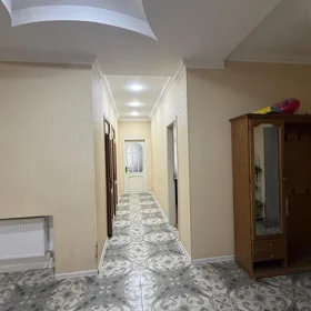 In Baku 100.0 m² apartment is for rent - Image 8