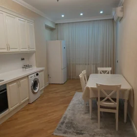 In Baku 140.0 m² apartment is for sale - Image 5