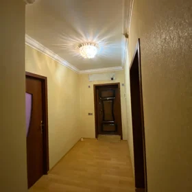 In Baku 70.0 m² apartment is for sale - Image 5