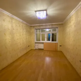 In Baku 70.0 m² apartment is for sale - Image 8