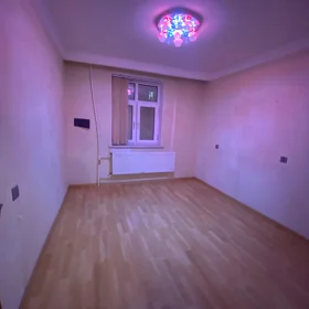 In Baku 70.0 m² apartment is for sale - Image 10