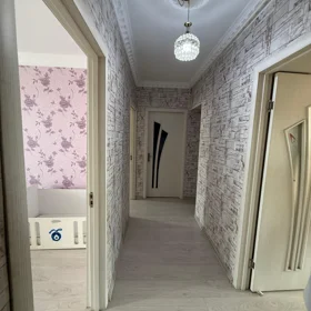 In Sabunçu rayonu 90.0 m² apartment is for sale - Image 3