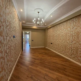 In Baku 130.0 m² apartment is for sale - Image 3