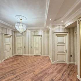 In Baku 130.0 m² apartment is for sale - Image 6