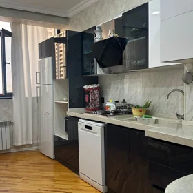 In Baku 85.0 m² apartment is for sale - Image 10