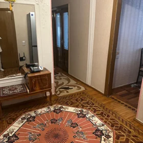 In Baku 100.0 m² apartment is for sale - Image 4