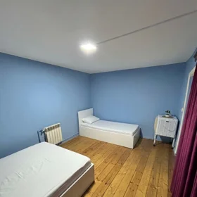 In Səbail rayonu 120.0 m² apartment is for sale - Image 2