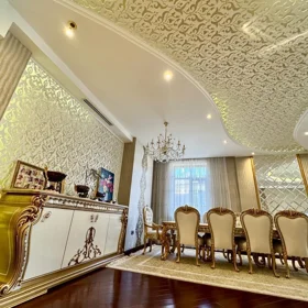 In Səbail rayonu 210.0 m² apartment is for sale - Image 3