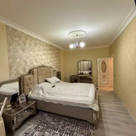 In Baku 110.0 m² apartment is for sale - Image 3