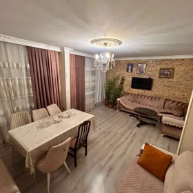 In Baku 110.0 m² apartment is for sale - Image 8