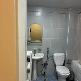 In Baku 50.0 m² apartment is for rent - Image 8