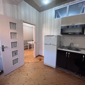 In Baku 70.0 m² apartment is for rent - Image 2