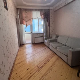 In Baku 70.0 m² apartment is for rent - Image 3