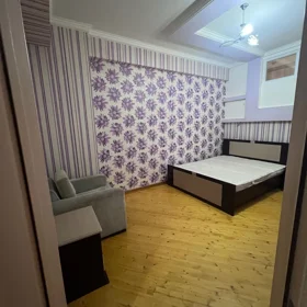 In Baku 70.0 m² apartment is for rent - Image 4