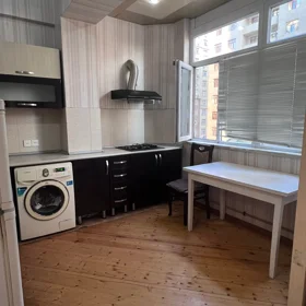 In Baku 70.0 m² apartment is for rent - Image 9