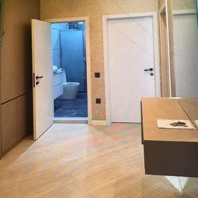 In Baku 88.0 m² apartment is for rent - Image 8