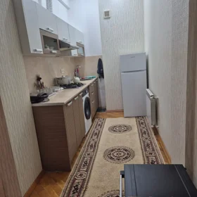 In Baku 70.0 m² apartment is for rent - Image 10