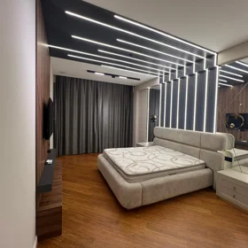 In Baku 190.0 m² apartment is for sale - Image 2