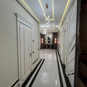 In Baku 190.0 m² apartment is for sale - Image 9
