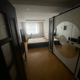 In Baku 160.0 m² apartment is for rent - Image 2