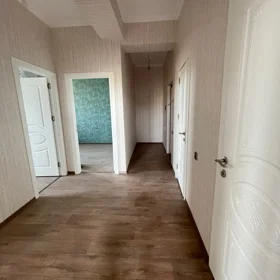 In Baku nan m² apartment is for sale - Image 4