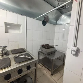 In Baku 255.0 m² commercial is for rent - Image 2