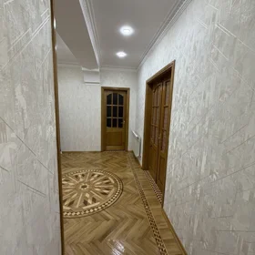 In Baku nan m² apartment is for sale - Image 8