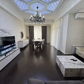 In Baku 150.0 m² apartment is for rent - Image 5