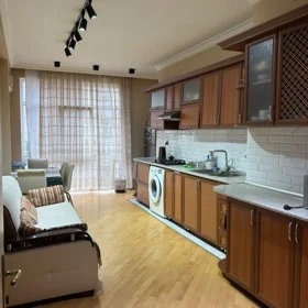 In Baku 130.0 m² apartment is for sale - Image 4
