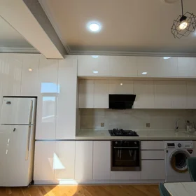 In Baku 100.0 m² apartment is for rent - Image 8