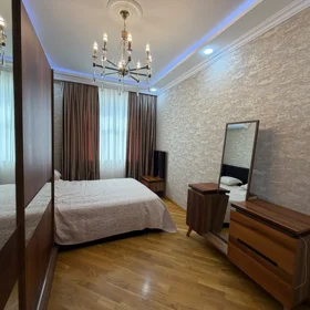 In Baku 100.0 m² apartment is for rent - Image 9