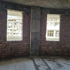 In Baku 210.0 m² apartment is for sale - Image 8