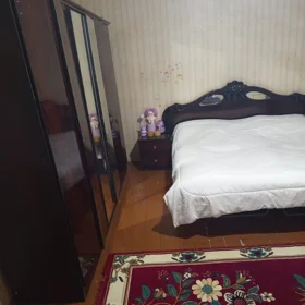 In Baku 130.0 m² house with 3.0 rooms is for rent - Image 2