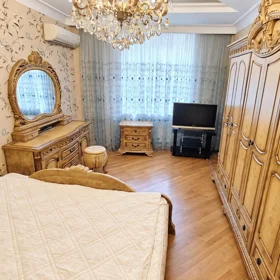 In Baku 160.0 m² apartment is for rent - Image 9